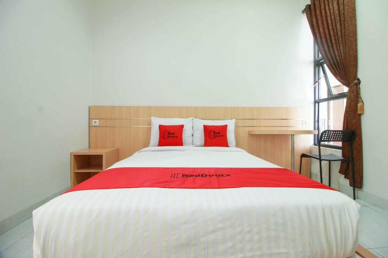 Reddoorz Syariah Near Universitas Jenderal Soedirman Purwokerto Buitenkant foto