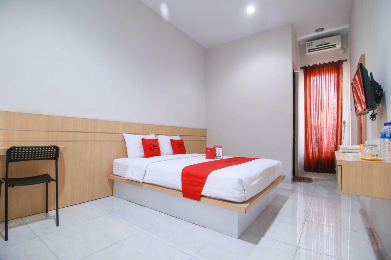 Reddoorz Syariah Near Universitas Jenderal Soedirman Purwokerto Buitenkant foto